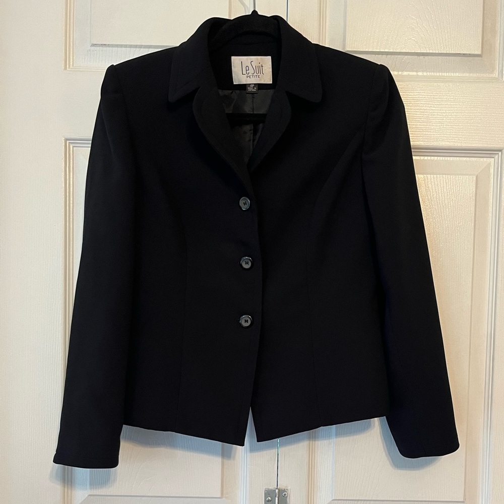 Le Suit Petit Blazer Size 4P (Small)